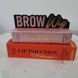New Too Faced Makeup Bundle(2). Lip Injection Extreme & Brow Wig.